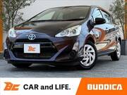 2016 TOYOTA AQUA