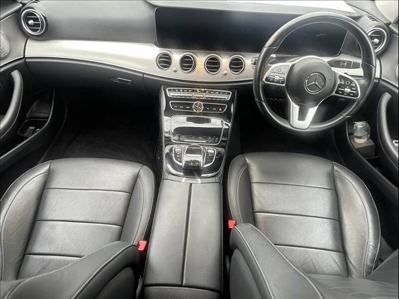 2019 MERCEDES BENZ E-CLASS SEDAN for sale - photo 4