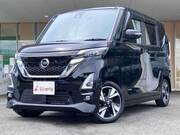 2023 NISSAN ROOX