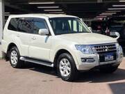 2017 MITSUBISHI PAJERO