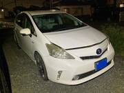 2013 TOYOTA PRIUS ALPHA S