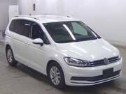 2017 VOLKSWAGEN GOLF TOURAN