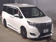 2018 TOYOTA ESQUIRE