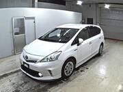 2013 TOYOTA PRIUS ALPHA