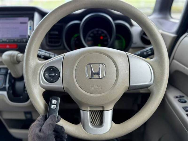 2014 HONDA N-BOX for sale - photo 6