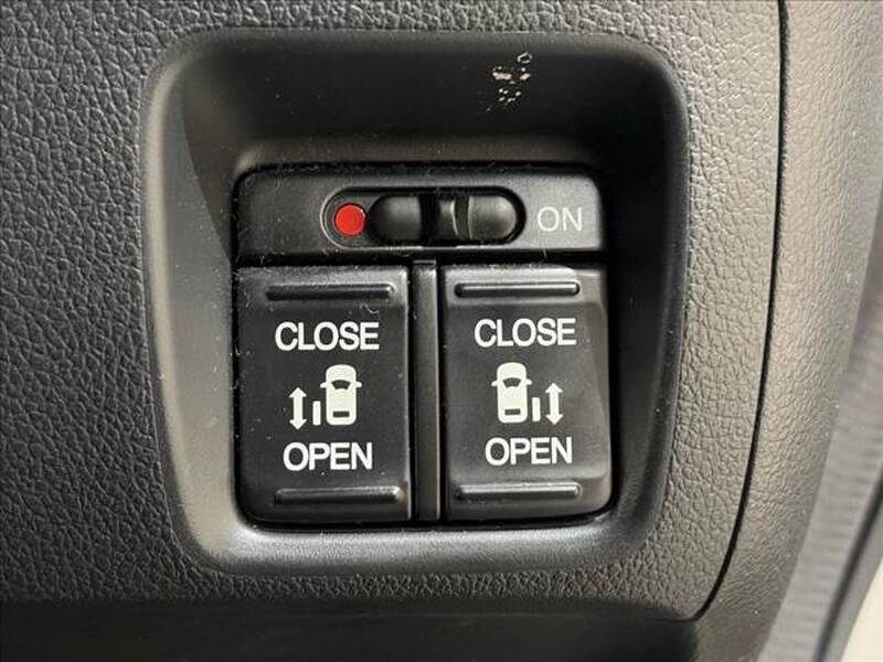 2013 HONDA N-BOX for sale - more photos