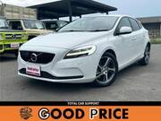 2019 VOLVO V40