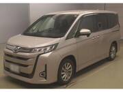 2022 TOYOTA NOAH