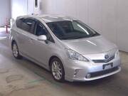 2012 TOYOTA PRIUS ALPHA