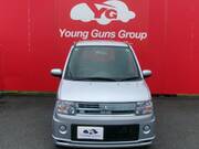 2010 MITSUBISHI TOPPO
