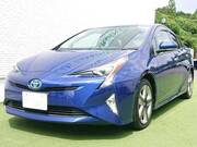 2015 TOYOTA PRIUS S