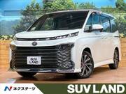 2022 TOYOTA VOXY