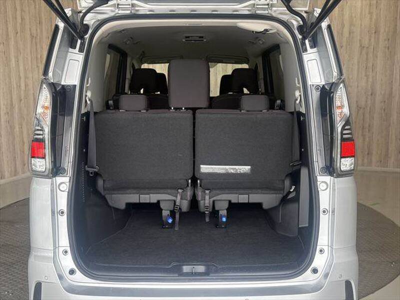 2018 NISSAN SERENA for sale - photo 11