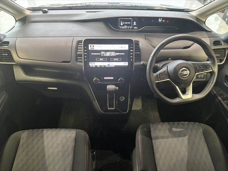2020 NISSAN SERENA for sale - photo 4