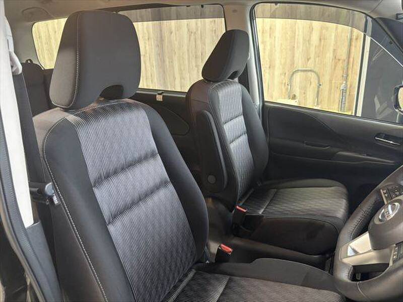 2020 NISSAN SERENA for sale - photo 9