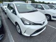 2016 TOYOTA VITZ F