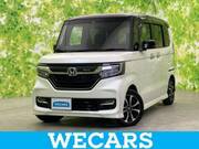 2017 HONDA N-BOX CUSTOM