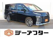 2022 TOYOTA VOXY