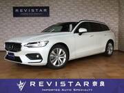 2022 VOLVO V60