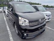 2013 TOYOTA VOXY