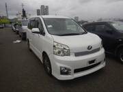 2013 TOYOTA VOXY
