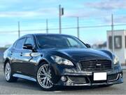 2011 NISSAN FUGA