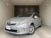 2011 TOYOTA PRIUS ALPHA S