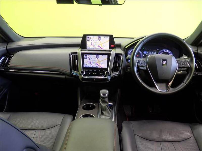 2020 TOYOTA CROWN for sale - photo 4