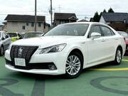 2013 TOYOTA CROWN HYBRID