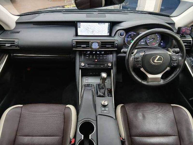 2017 LEXUS IS for sale - photo 4