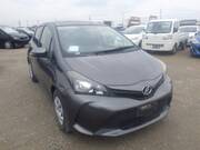 2015 TOYOTA VITZ F