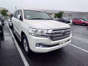 2017 TOYOTA LAND CRUISER AX