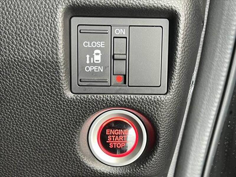 2018 HONDA N-BOX for sale - more photos
