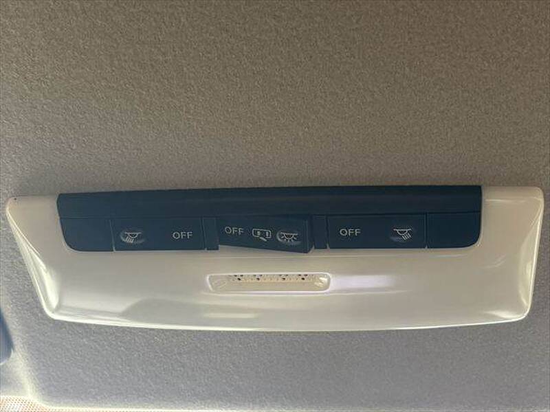 2018 NISSAN SERENA for sale - more photos