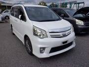 2012 TOYOTA NOAH SI RAYISH