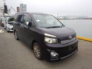 2011 TOYOTA VOXY