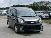 2012 TOYOTA NOAH SI RAYISH