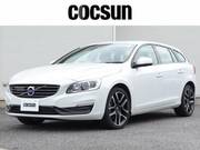 2017 VOLVO V60