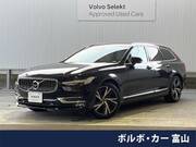 2018 VOLVO V90