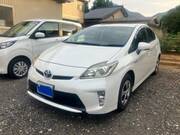 2013 TOYOTA PRIUS S