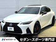 2022 LEXUS IS