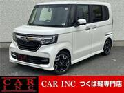 2018 HONDA N-BOX CUSTOM