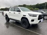 2023 TOYOTA HILUX