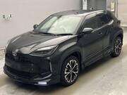 2024 TOYOTA YARIS CROSS