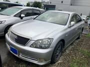 2005 TOYOTA CROWN