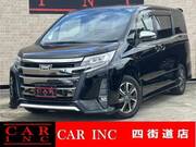 2017 TOYOTA NOAH