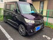 2011 NISSAN ROOX