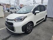 2023 TOYOTA SIENTA
