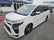 2021 TOYOTA VOXY