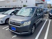 2010 HONDA STEPWAGON L